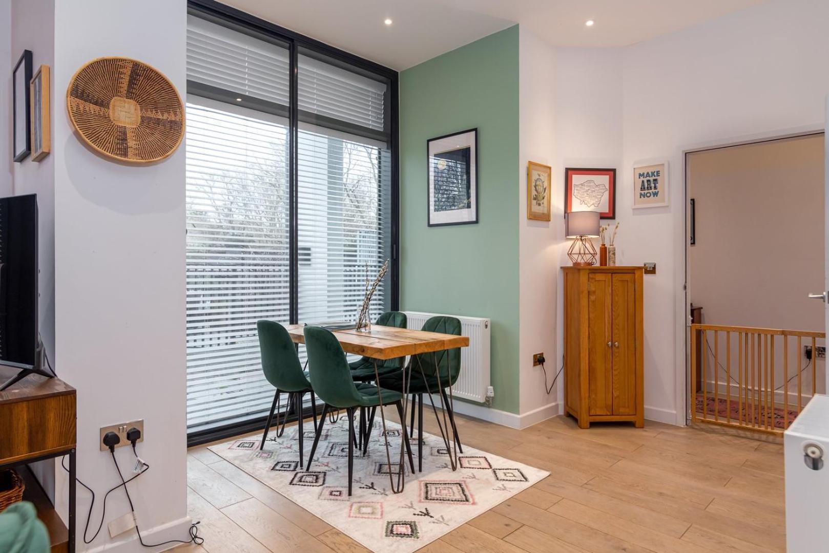 Guestready - Industrial Chic In Hackney Apartment London Bagian luar foto